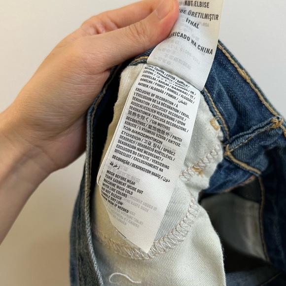 Hollister Ripped Denim Shorts 1 - Picture 4 of 4